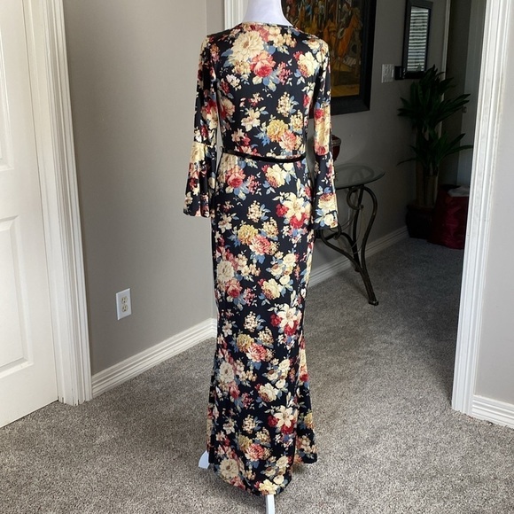 Venus Black and Red Floral Bell Sleeves Stretch Long Maxi Dress size S - Picture 5 of 10